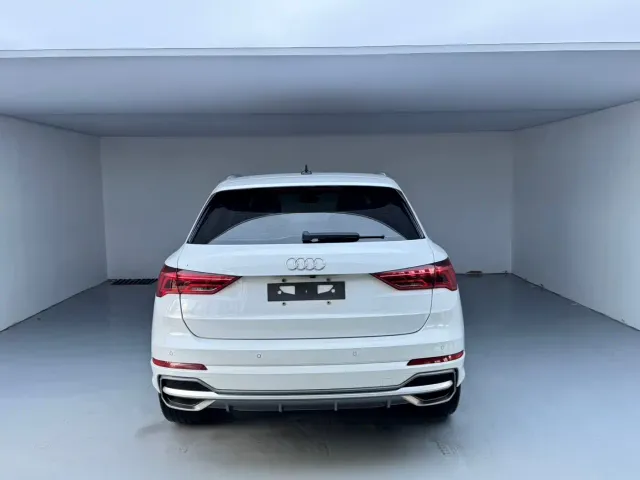 Audi Q3 — Фото автомобиля 5