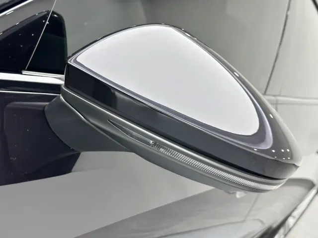 Audi A7L — Фото автомобиля 23