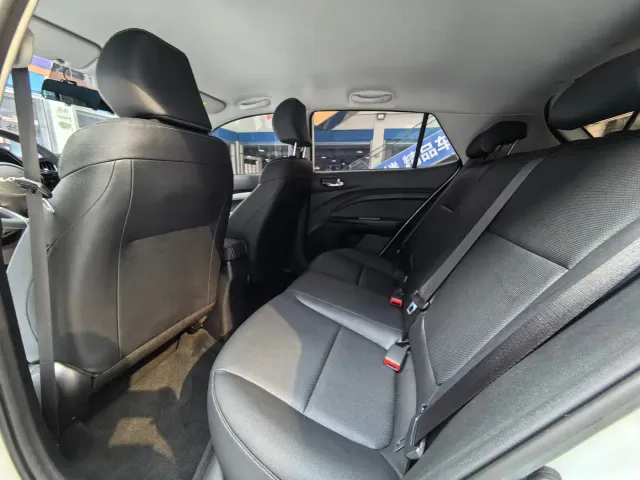 Kia KX1 — Фото автомобиля 8
