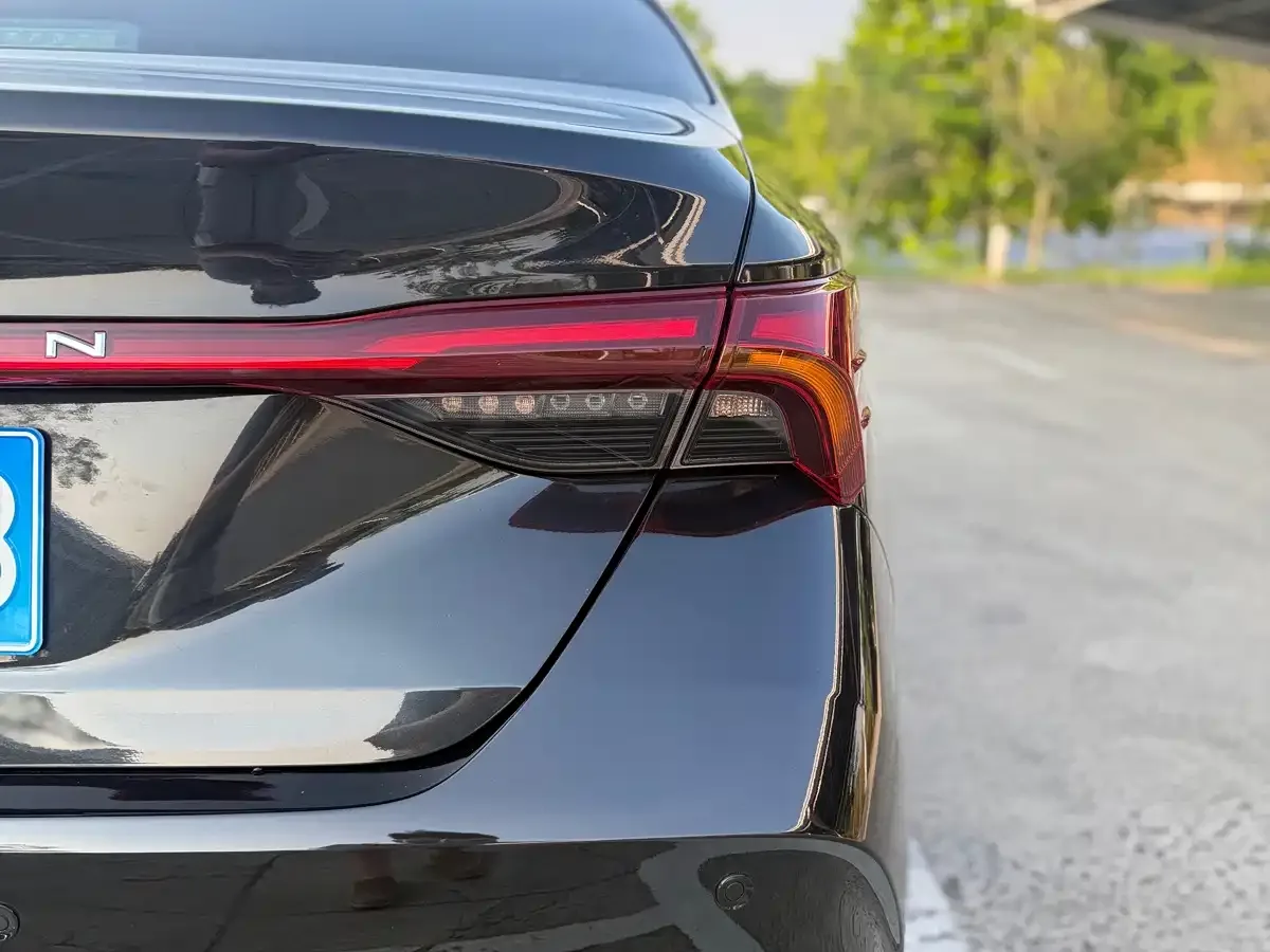 Toyota Avalon 2024 Model 2.0L Progressive Edition — Фото автомобиля 13