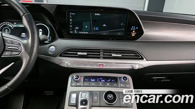 Hyundai Palisade Palisade Бензин 3.8 2WD — Фото автомобиля 17