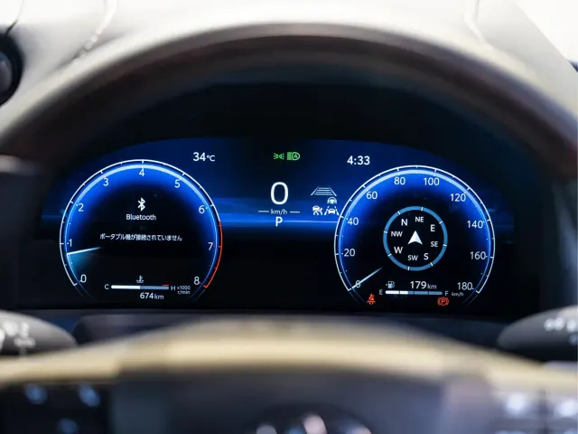 Toyota Alphard — Фото автомобиля 20