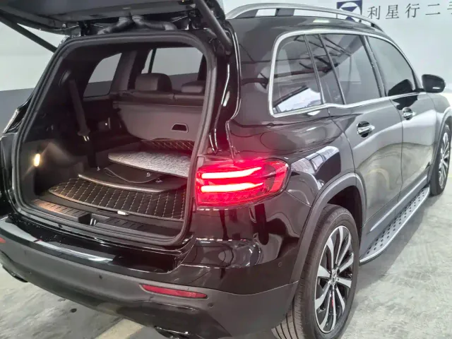 Mercedes-Benz GLB-Class — Фото автомобиля 8