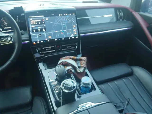 GAC Trumpchi M8 — Фото автомобиля 13