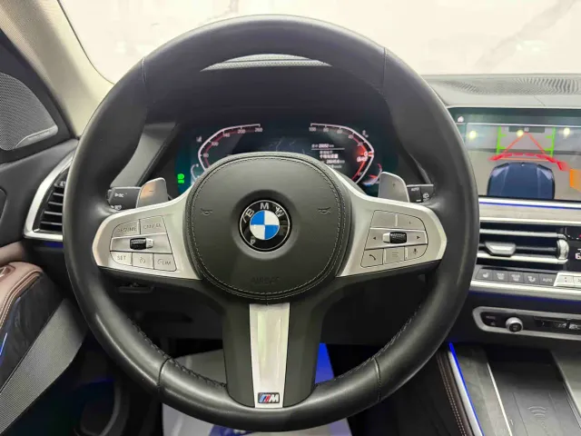 BMW X5 — Фото автомобиля 14