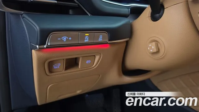 Genesis GV80 — Фото автомобиля 28