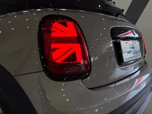 MINI Hatch — Фото автомобиля 23