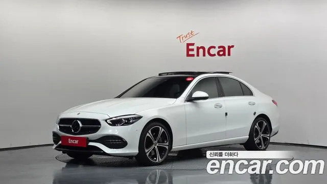 Фотография автомобиля — Mercedes-Benz C-Class