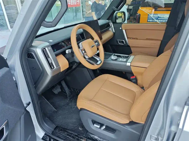 iCAR V27 — Фото автомобиля 4