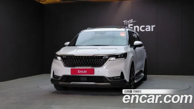 Kia Canival Carnival 4 поколение Бензин 7 мест Signature — Фото автомобиля 2