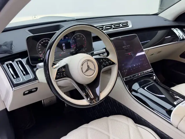 Mercedes-Benz Maybach S-Class — Фото автомобиля 17