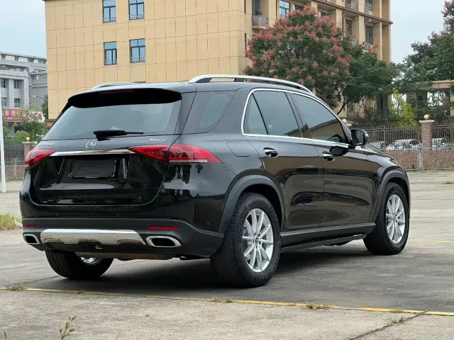 Mercedes-Benz GLE-Class — Фото автомобиля 9