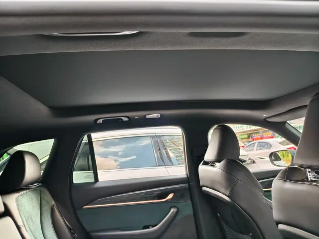 Geely Xingyue L 2023 2.0TD High-power Automatic 2WD Flagship — Фото автомобиля 13