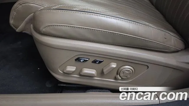 Kia K8 2.5 Бензин 2WD — Фото автомобиля 27