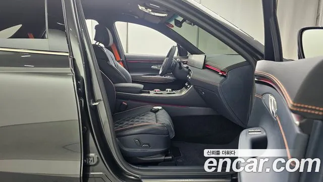 Genesis GV70 2.5T Бензин 2WD — Фото автомобиля 24