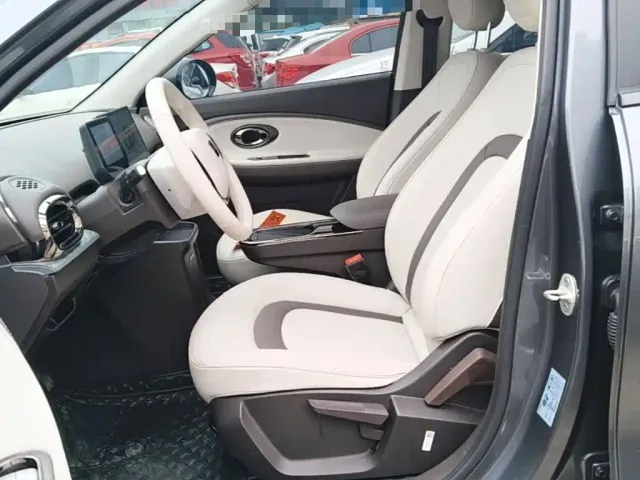 JAC Yiwei Yiwei 3 2023 505km Champion Edition — Фото автомобиля 14