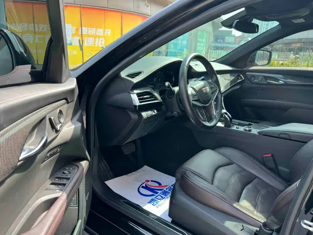 Cadillac CT6 — Фото автомобиля 8