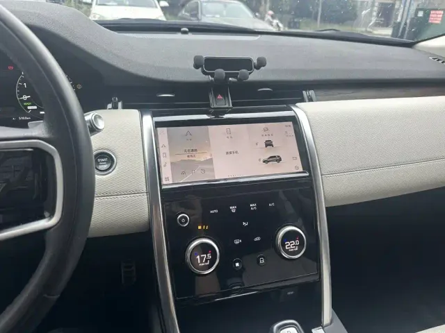 Land Rover Discovery Sport — Фото автомобиля 3