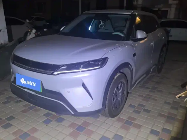 Фотография автомобиля — BYD Yuan UP