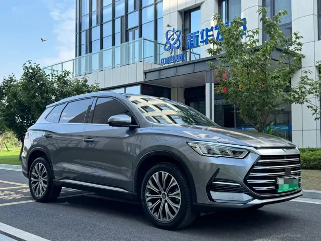 BYD Song Pro — Фото автомобиля 3
