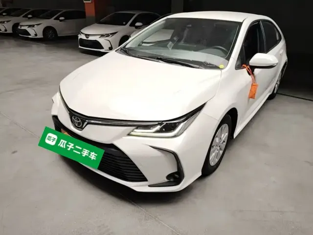 Фотография автомобиля — Toyota Corolla