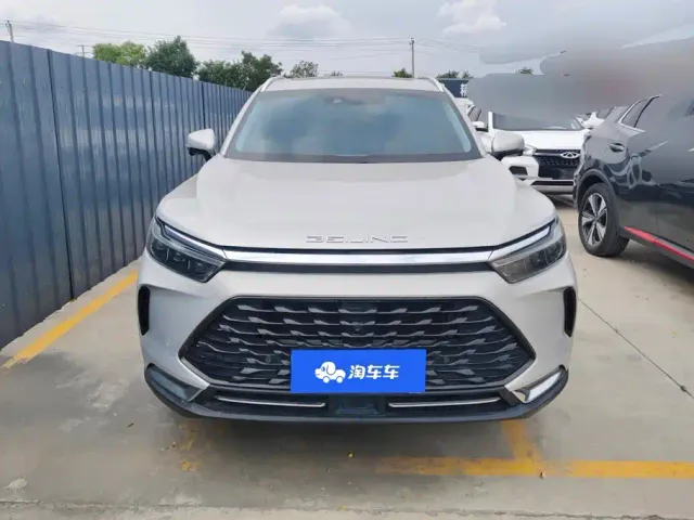 BAIC X7 — Фото автомобиля 2