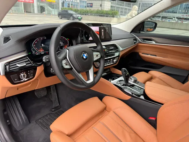 BMW 6 Series Gran Turismo — Фото автомобиля 8