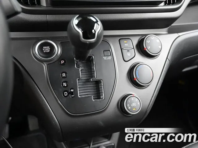 Kia RAY Новый Kia Ray Фургон — Фото автомобиля 9