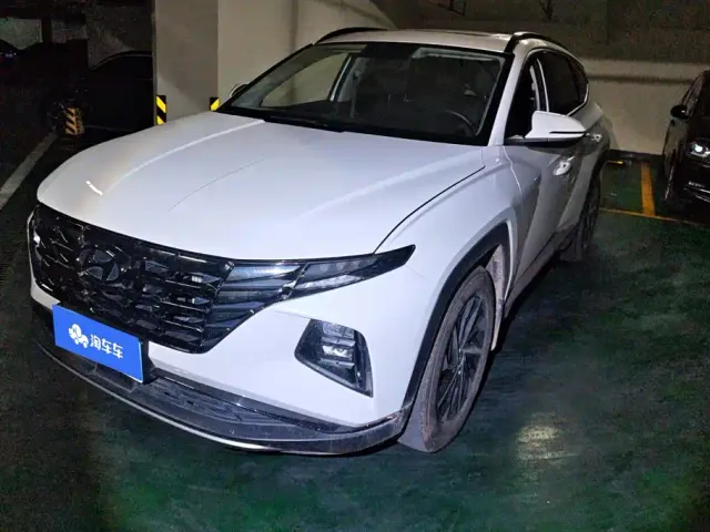 Фотография автомобиля — Hyundai Tucson