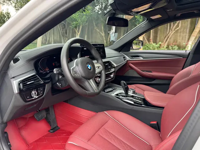 BMW 5 Series — Фото автомобиля 6