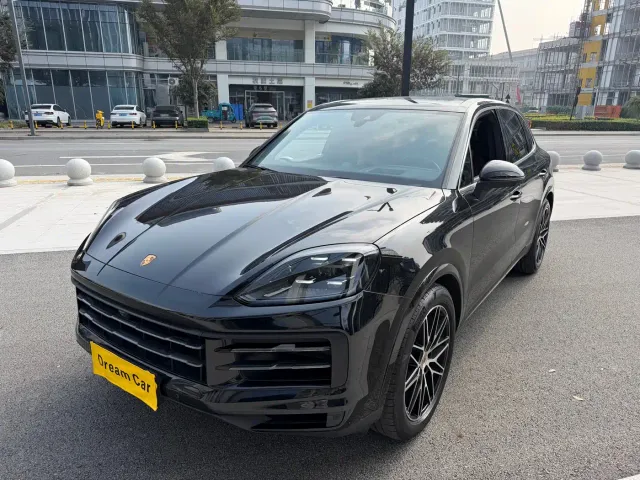 Фотография автомобиля — Porsche Cayenne