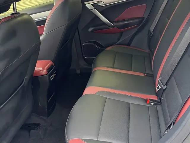 Geely Binyue — Фото автомобиля 19