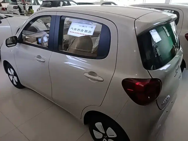 Wuling Hongguang Mini EV — Фото автомобиля 4