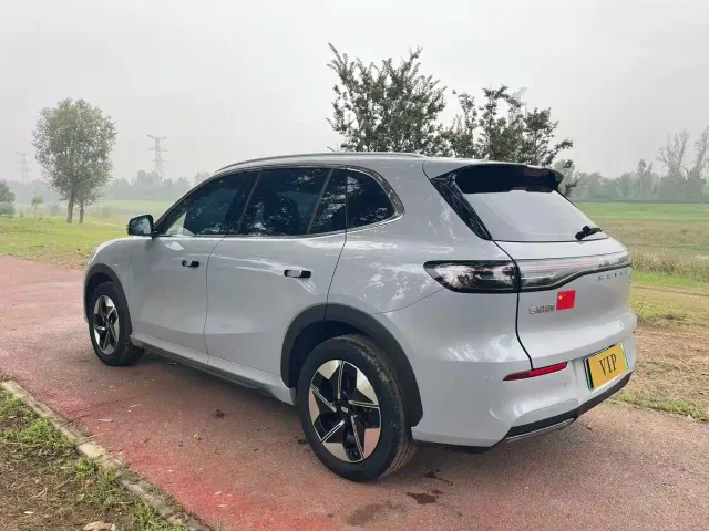 Geely Galaxy E5 — Фото автомобиля 7