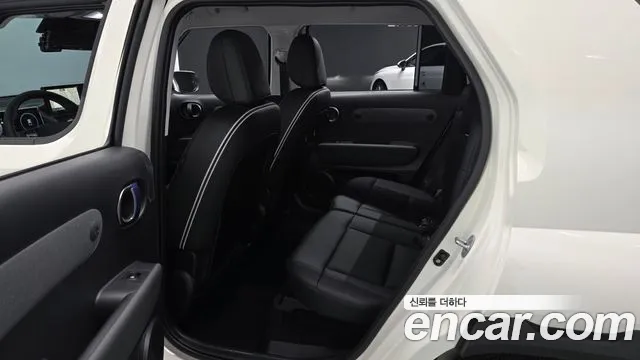 Hyundai Casper Electric — Фото автомобиля 16