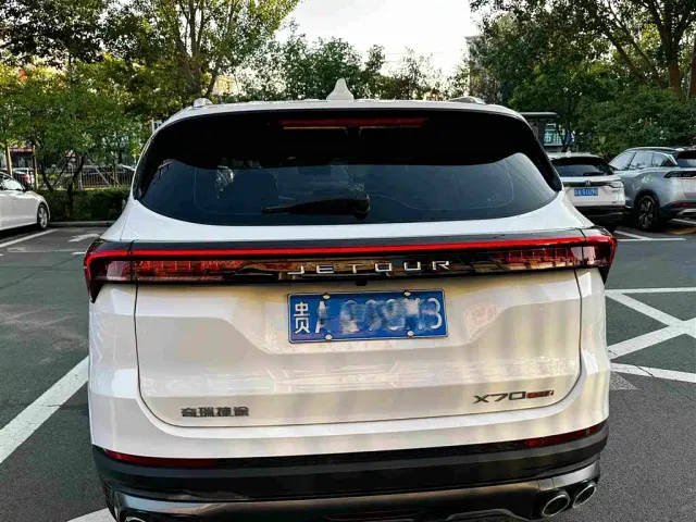 Jetour X70 Plus — Фото автомобиля 13