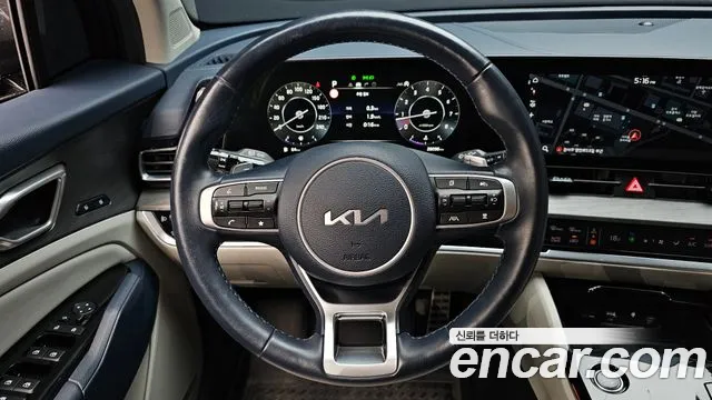 Kia Sportage Sportage 5-е поколение Бензин 1.6 турбо 2WD — Фото автомобиля 10