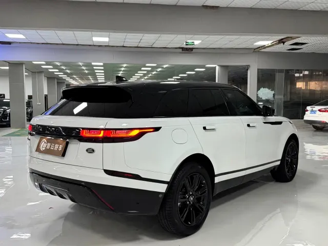 Land Rover Range Rover Velar 2023 250PS Gloss Black Collector's Edition — Фото автомобиля 9