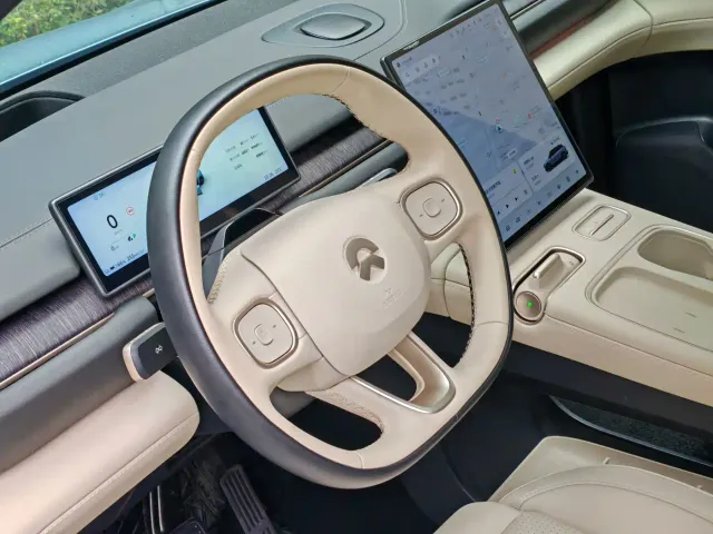 Nio ES6 — Фото автомобиля 6