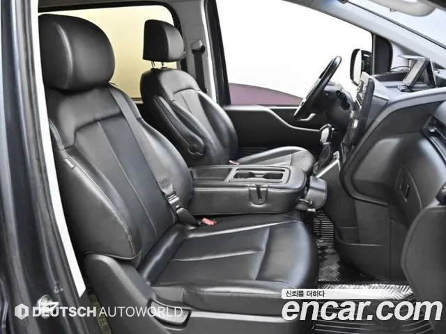 Hyundai Staria — Фото автомобиля 10
