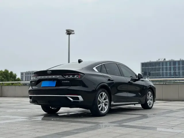 Ford Mondeo — Фото автомобиля 13