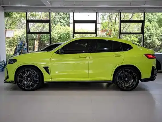 BMW X4 M — Фото автомобиля 4