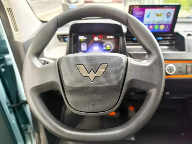 Wuling Hongguang Mini EV — Фото автомобиля 16