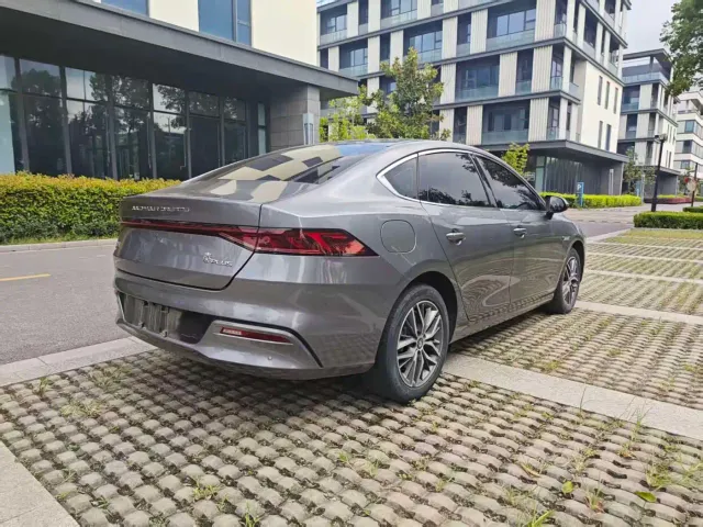BYD Qin PLUS — Фото автомобиля 7