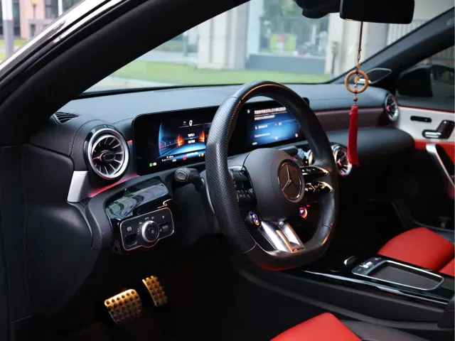 Mercedes-Benz CLA-Class AMG — Фото автомобиля 7