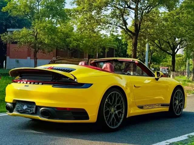 Porsche 911 — Фото автомобиля 15