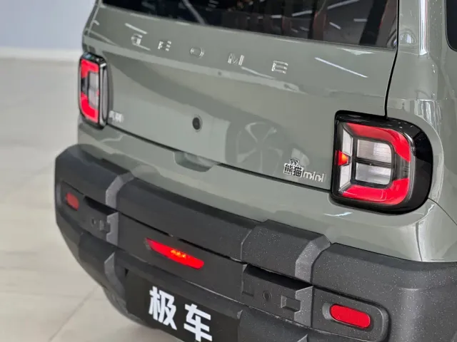 Geely Panda — Фото автомобиля 11