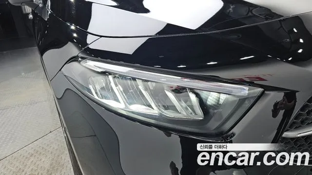 Mercedes-Benz A-Class — Фото автомобиля 6