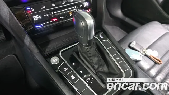 Volkswagen Passat — Фото автомобиля 9