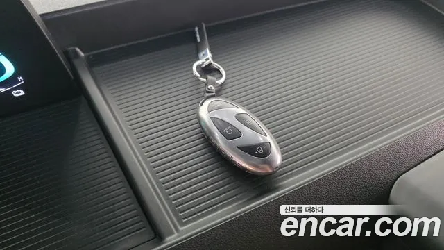 Hyundai Staria — Фото автомобиля 30